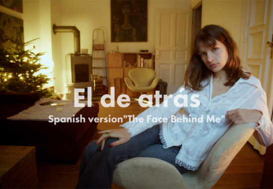 El de atrás (Spanish version"The Face Behind Me") akatasamattin
